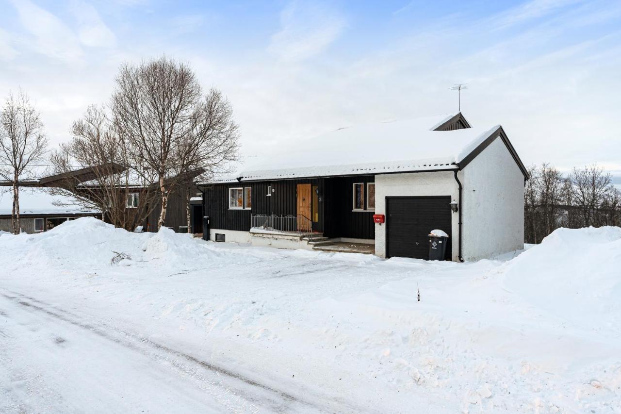 Enter Tromso - 3 Bedroom Home Exterior photo